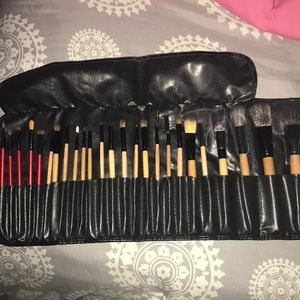 Never used makeup brushes